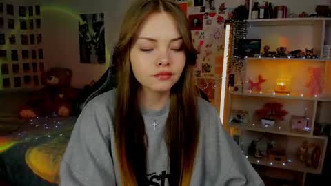 Akira online show from March 21, 2026, 11:15 am