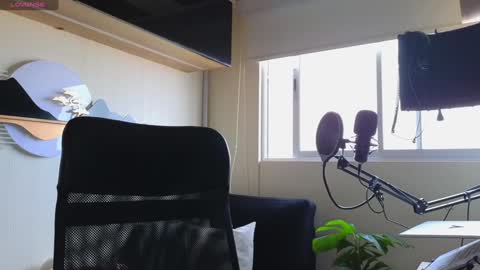 Al Fox  Miko Fortuni  online show from January 26, 2025, 9:40 pm