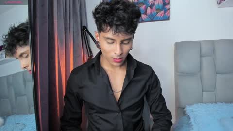 Snapshot of ala_ha_ chatting on January 3, 2025, 3:27 am Ander uwu online show from January 3, 2025, 3:27 am