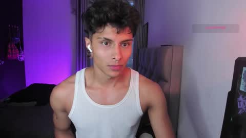 Snapshot of ala_ha_ chatting on October 19, 2025, 10:43 pm Ander uwu online show from October 19, 2025, 10:43 pm