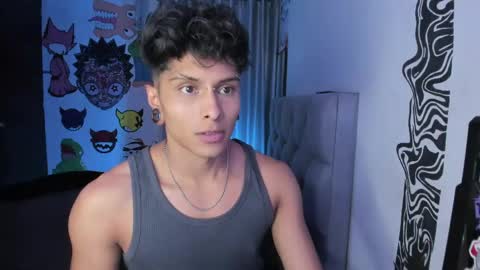 Ander uwu online show from May 12, 2026, 12:41 am