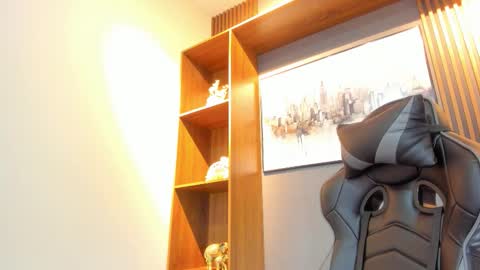 Alahia Rodriguez online show from January 10, 2026, 7:04 pm