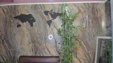 Snapshot of alahia_dangelo_ chatting on May 3, 2026, 3:51 pm ALAHIA online show from May 3, 2026, 3:51 pm