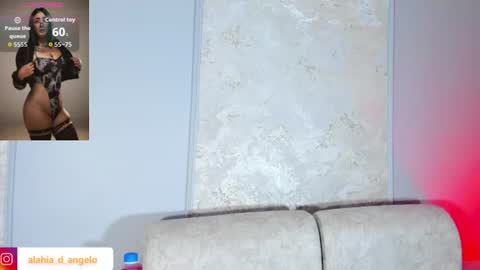 Snapshot of alahia_dangelo_ chatting on June 19, 2026, 5:39 pm ALAHIA online show from June 19, 2026, 5:39 pm