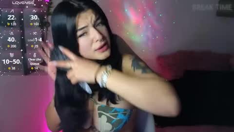 Snapshot of alahia_demon chatting on December 17, 2025, 4:13 pm alahia online show from December 17, 2025, 4:13 pm