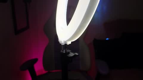 Snapshot of alahia_demon chatting on January 13, 2026, 12:49 am alahia online show from January 13, 2026, 12:49 am