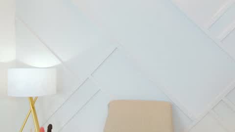 alaia_colins online show from June 25, 2026, 5:12 am