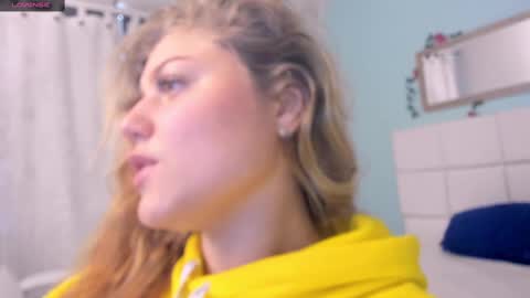 Alaia online show from February 27, 2025, 4:32 pm