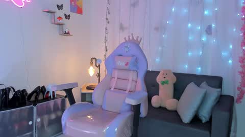 Alaia online show from January 13, 2025, 9:31 pm