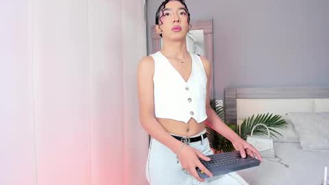 Snapshot of alaiaguerra chatting on September 13, 2025, 7:35 pm alaiaguerra online show from September 13, 2025, 7:35 pm