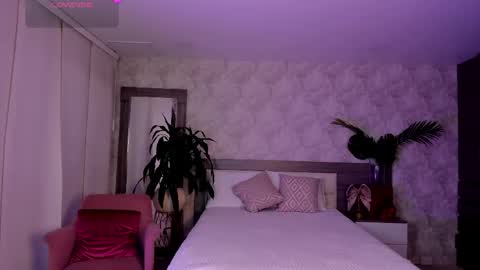 alaiaguerra online show from April 29, 2026, 8:37 pm