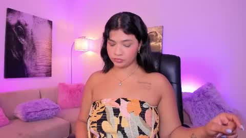Snapshot of alaiia7 chatting on June 10, 2026, 7:13 pm Alaia online show from June 10, 2026, 7:13 pm