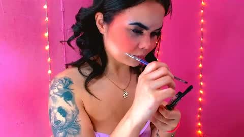 Snapshot of alaiia_rosse chatting on April 20, 2026, 6:53 pm Alaiia online show from April 20, 2026, 6:53 pm