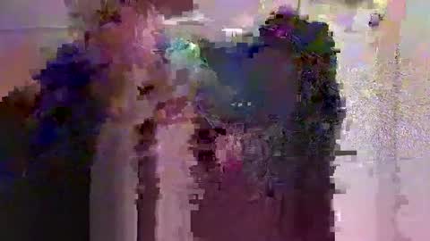 Snapshot of alain420 chatting on December 7, 2024, 6:43 am Tom online show from December 7, 2024, 6:43 am