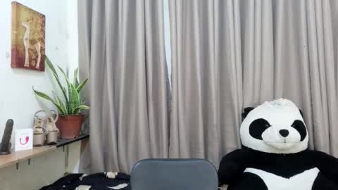 alaiza_malinao online show from March 23, 2026, 9:35 am