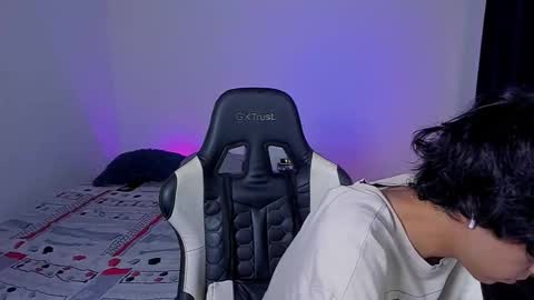 alan18n online show from November 25, 2025, 4:45 am