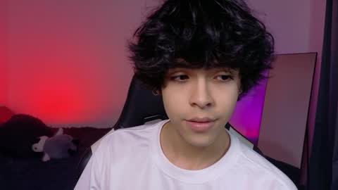 Snapshot of alan18n chatting on April 18, 2026, 1:42 am alan18n online show from April 18, 2026, 1:42 am