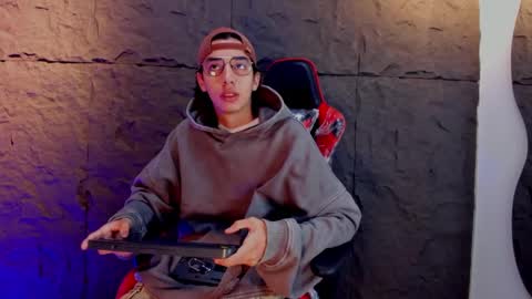 Snapshot of alan_boy01 chatting on September 15, 2025, 11:43 am Alan Boy online show from September 15, 2025, 11:43 am