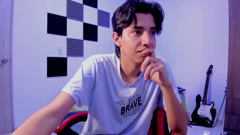 Snapshot of alan_boy01 chatting on September 21, 2025, 11:56 am Alan Boy online show from September 21, 2025, 11:56 am