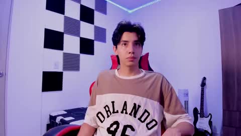 Snapshot of alan_boy01 chatting on September 25, 2025, 11:58 am Alan Boy online show from September 25, 2025, 11:58 am