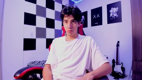 Snapshot of alan_boy01 chatting on October 6, 2025, 11:51 am Alan Boy online show from October 6, 2025, 11:51 am