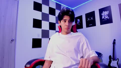 Snapshot of alan_boy01 chatting on October 13, 2025, 11:21 am Alan Boy online show from October 13, 2025, 11:21 am