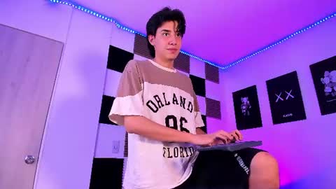 Snapshot of alan_boy01 chatting on June 8, 2026, 1:50 am Alan Boy online show from June 8, 2026, 1:50 am