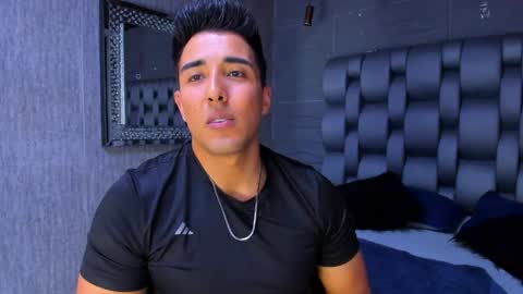 Snapshot of alan_greek_1 chatting on April 15, 2026, 11:27 pm Alan greek online show from April 15, 2026, 11:27 pm