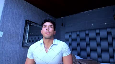 Snapshot of alan_greek_1 chatting on May 6, 2026, 10:53 am Alan greek online show from May 6, 2026, 10:53 am