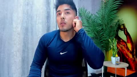 Snapshot of alan_greek_1 chatting on May 9, 2026, 11:15 am Alan greek online show from May 9, 2026, 11:15 am