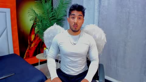 Snapshot of alan_greek_1 chatting on May 23, 2026, 4:00 pm Alan greek online show from May 23, 2026, 4:00 pm