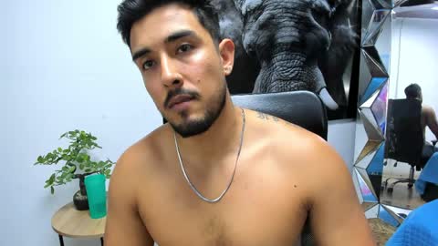 Snapshot of alan_greek_1 chatting on June 6, 2026, 2:05 am Alan greek online show from June 6, 2026, 2:05 am