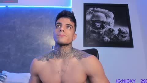 alan_morrys online show from January 21, 2025, 2:22 am