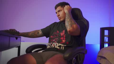 Snapshot of alan_muscle chatting on January 19, 2026, 6:17 am Alan online show from January 19, 2026, 6:17 am