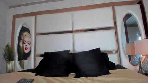 Snapshot of alan_santhos chatting on October 4, 2025, 4:21 am ---Alan--- online show from October 4, 2025, 4:21 am