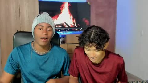 Snapshot of alan_scot chatting on May 13, 2026, 3:26 am Alan and Criss - WE JUST FRIENDS WITH BENEFITS BOTH VERS online show from May 13, 2026, 3:26 am