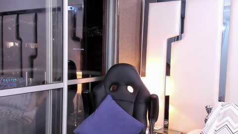 Snapshot of alan_vidal chatting on December 23, 2024, 11:39 pm Alan Vidal online show from December 23, 2024, 11:39 pm