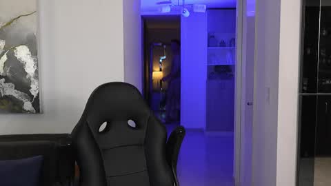 Snapshot of alan_vidal chatting on November 18, 2025, 3:34 am Alan Vidal online show from November 18, 2025, 3:34 am