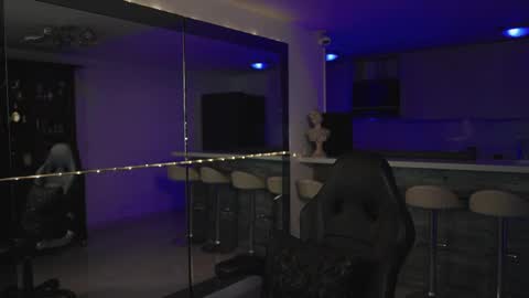 Snapshot of alan_vidal chatting on May 26, 2026, 3:35 am Alan Vidal online show from May 26, 2026, 3:35 am