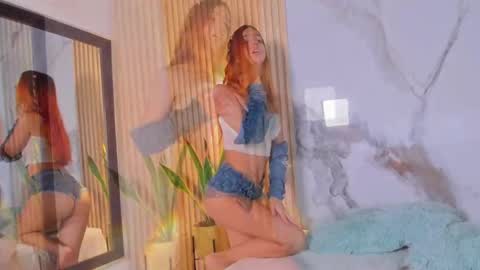 Snapshot of alana_333 chatting on November 21, 2025, 10:58 am A L A N A online show from November 21, 2025, 10:58 am