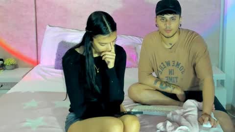             online show from December 5, 2024, 8:44 am