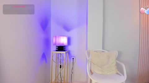 Snapshot of alana__rossetti chatting on July 16, 2026, 12:11 pm Alana online show from July 16, 2026, 12:11 pm