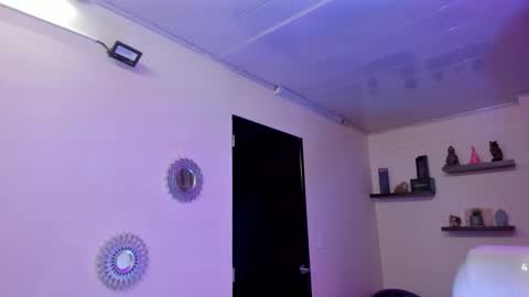 Snapshot of alana_madison chatting on December 30, 2024, 5:02 pm Maeve online show from December 30, 2024, 5:02 pm