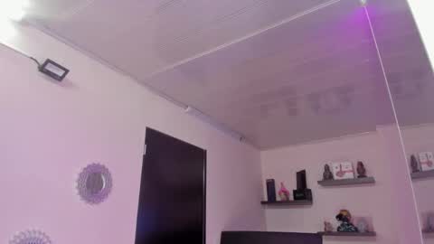 Snapshot of alana_madison chatting on January 30, 2025, 2:04 pm Maeve online show from January 30, 2025, 2:04 pm