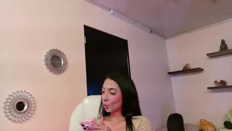 Snapshot of alana_madison chatting on September 21, 2025, 11:01 am Maeve online show from September 21, 2025, 11:01 am