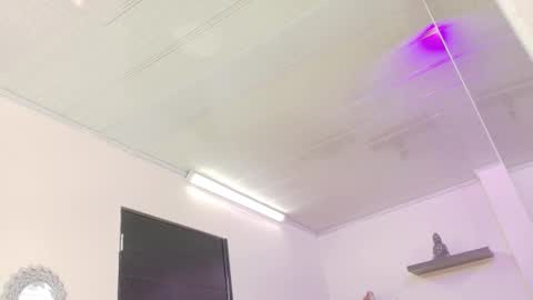 Snapshot of alana_madison chatting on October 26, 2025, 11:16 am Maeve online show from October 26, 2025, 11:16 am