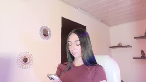 Snapshot of alana_madison chatting on December 16, 2025, 11:37 am Maeve online show from December 16, 2025, 11:37 am