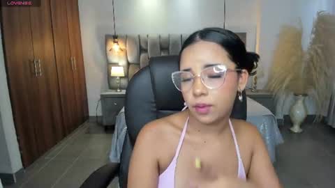alana  online show from July 21, 2026, 8:11 pm