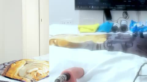 Alana online show from November 16, 2025, 7:08 pm