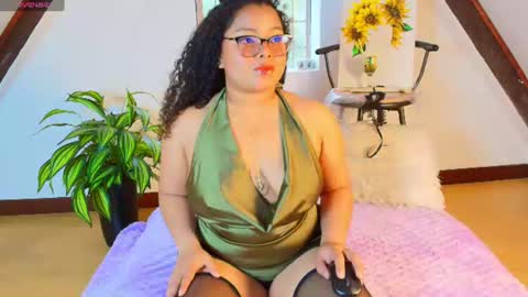 Snapshot of alanaa_gomezz chatting on July 1, 2026, 7:02 pm Alana Gmez online show from July 1, 2026, 7:02 pm